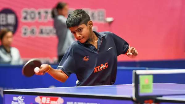  யார் இந்த விஸ்வா தீனதயாளன் 