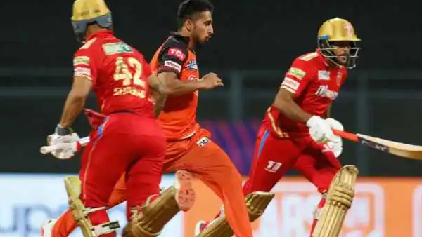 அதிவேக பந்துவீச்சு