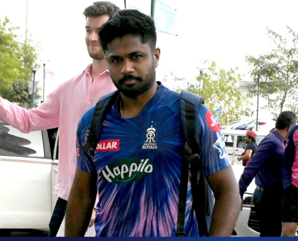 ப்ளேயிங் 11 விவரம் 