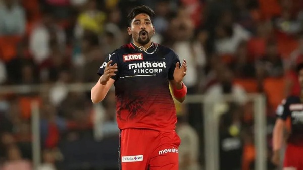 அதிக சிக்சர்கள்