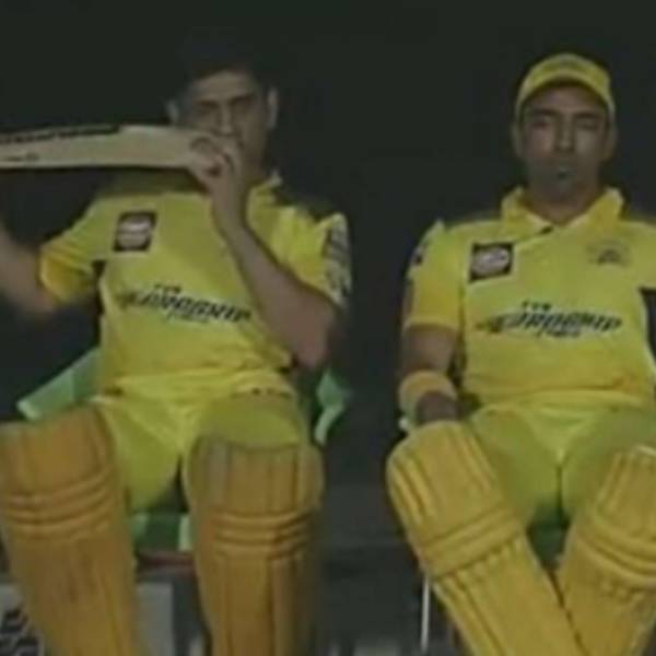 தோனி செய்த விஷயம் 