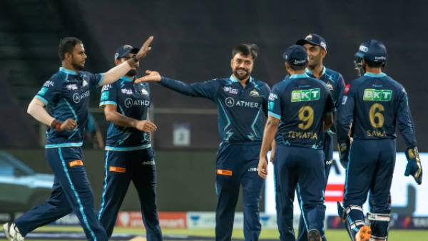 ப்ளே ஆஃப் ரேஸ்