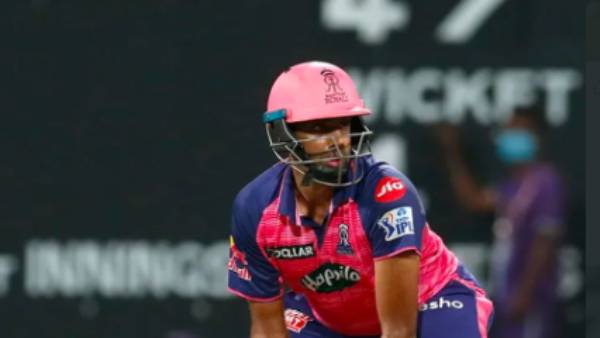 அரைசதம் விளாசல் 