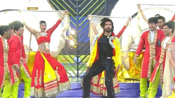 கேஜிஎஃப் நடனம்