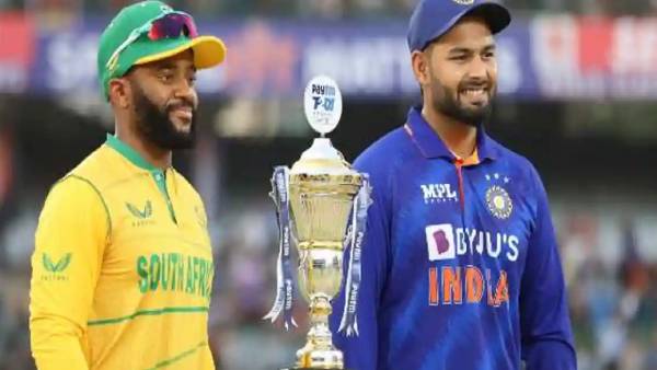  அதிரடி ஓப்பனிங் 