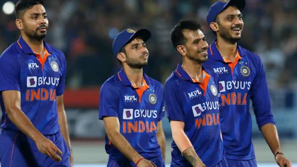  குவியும் விமர்சனங்கள் 