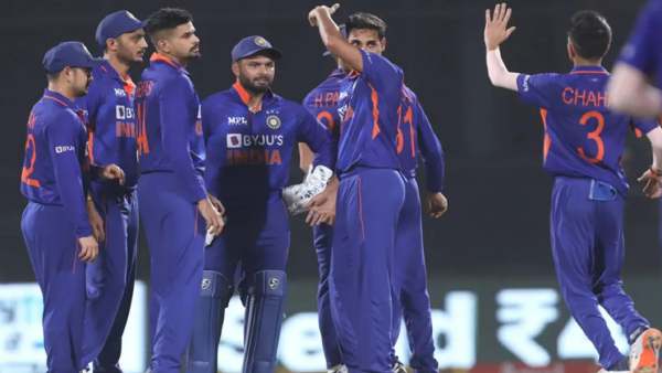 பிளேயிங் லெவன்