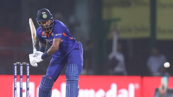 திருப்பி அனுப்பிய ஹர்திக்