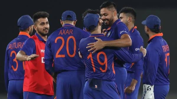 இரண்டு அணி 