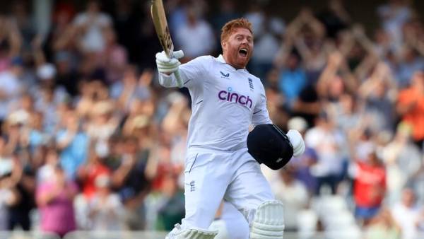 பாரிஸ்டோ அதிரடி சதம்