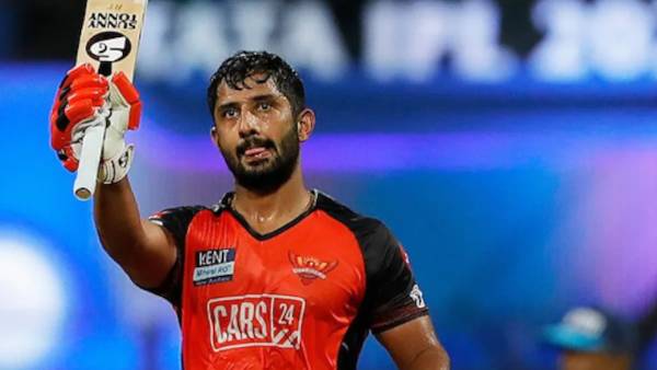 ராகுல் திரிபாதிக்கு வாய்ப்பு