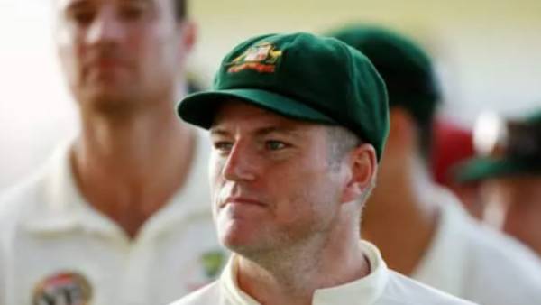 தூக்கி வீசினர்