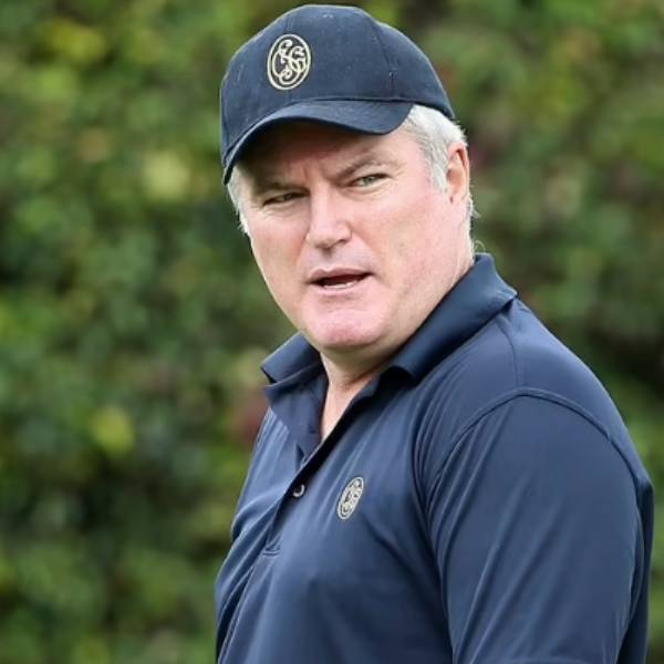 இளைஞர்கள் மறுப்பு