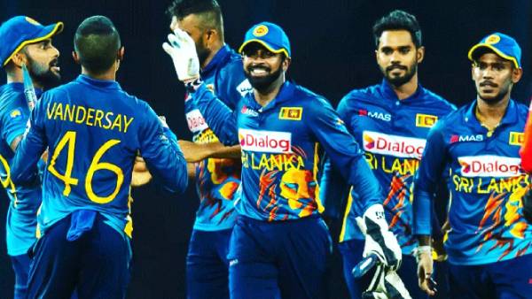 அடுத்தடுத்து விக்கெட்