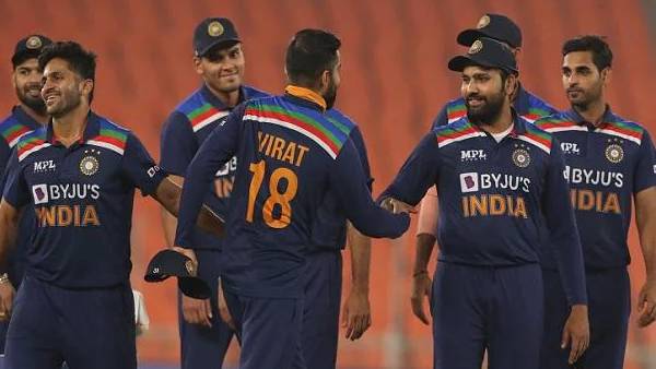 இடம்பெறாத வீரர்கள்