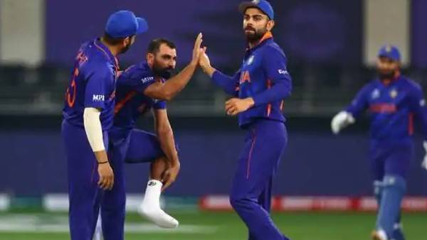 பந்துவீச்சு படை 