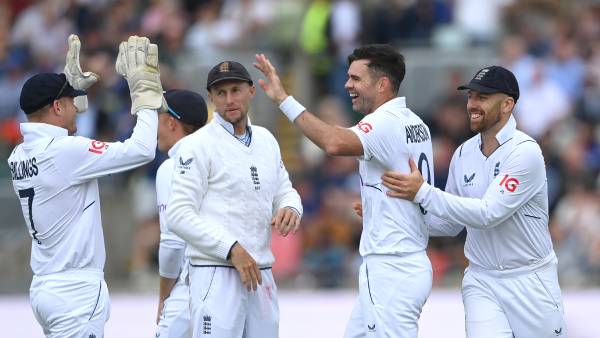 சிக்கிய புஜாரா