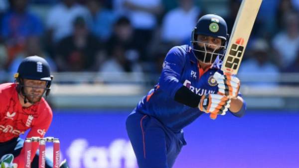 முதல் பந்தில் அதிர்ச்சி