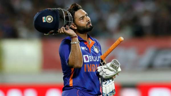 ஓப்பனிங்கே ட்விஸ்ட் 