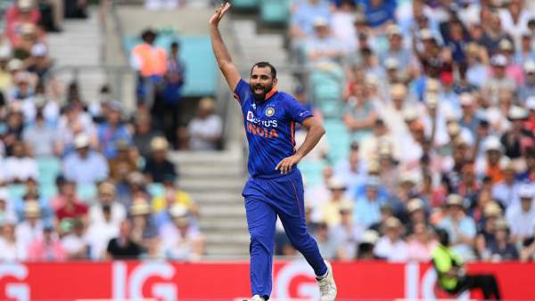 அடுத்தடுத்து டக்அவுட்