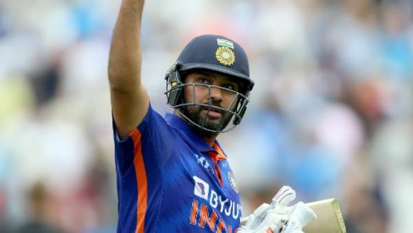 முதல் கேப்டன் 