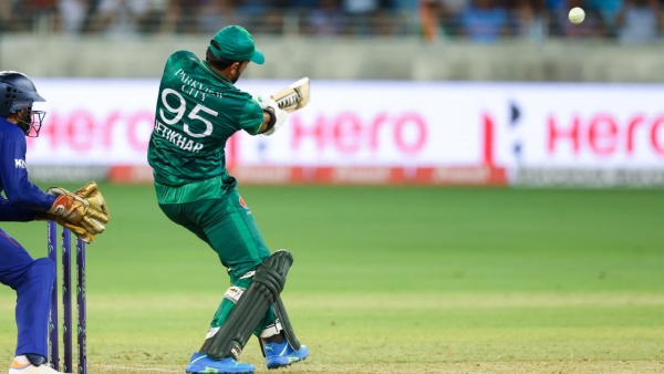 பாகிஸ்தான் தடுமாற்றம்