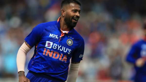 அஃப்ரிடி வரிசையில் பாண்ட்யா 