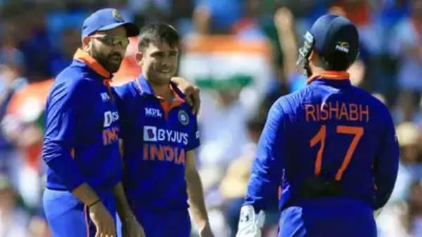 அதிரடி ஓப்பனிங் 