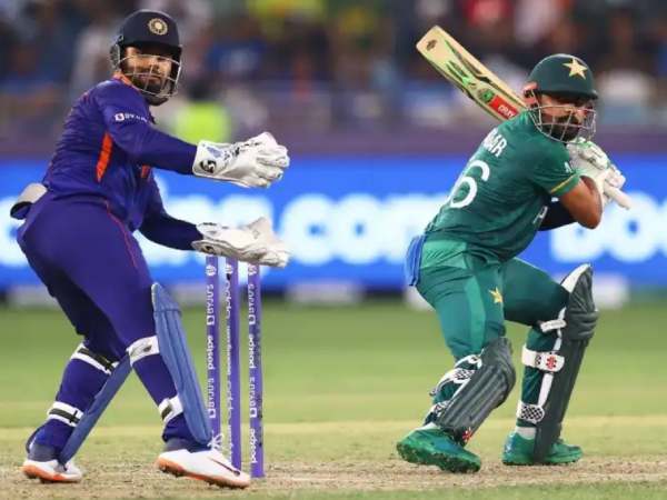 இந்தியா - பாக். ஆட்டம் 