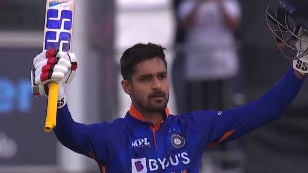 கவனம் ஈர்த்த ஹூடா