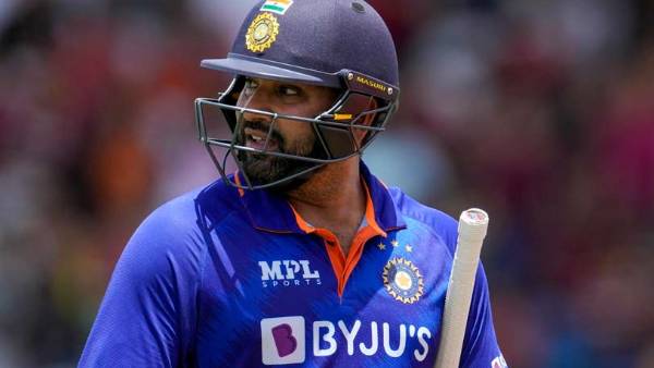 பேட்டிங் & பவுலிங் விவரம் 