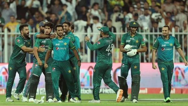 பிளேயிங் லெவன்