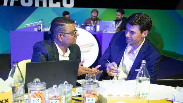 அதிரடி பேட்ஸ்மேன்