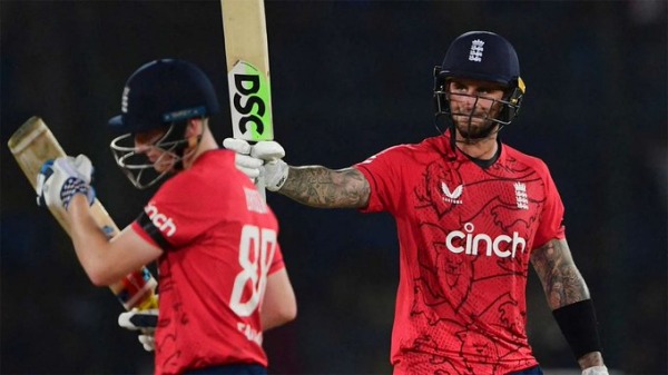 இங்கிலாந்து வெற்றி