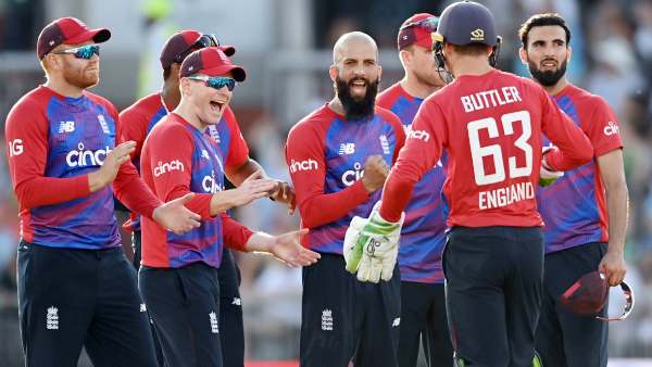 மாற்று வீரர் யார்?