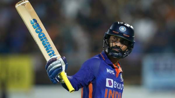 தினேஷ் கார்த்திக்