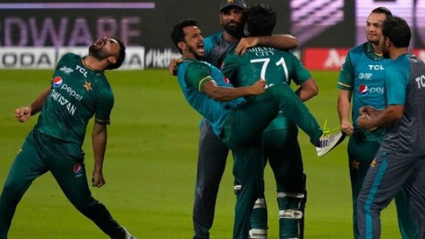 கடும் வாக்குவாதம் 