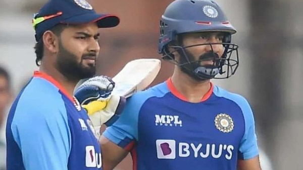 கார்த்திக் பண்முகம் கொண்டவர் 