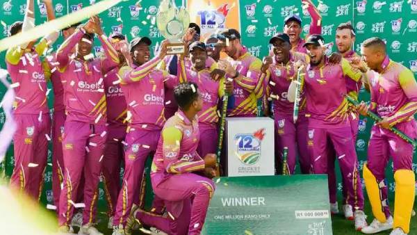 வீரர்கள் அடிப்படை விலை