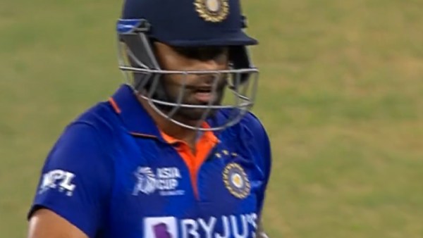 அதிரடி ஆட்டம்