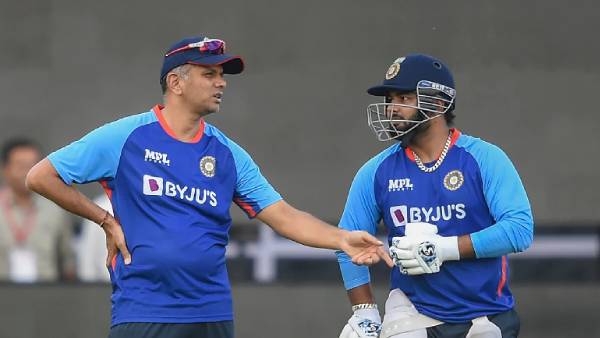 குவியும் விமர்சனம்