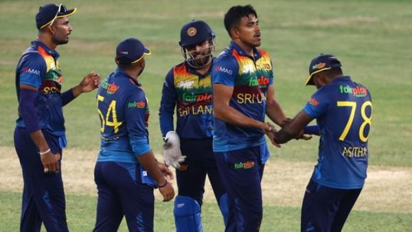 இலங்கை அபாரம்