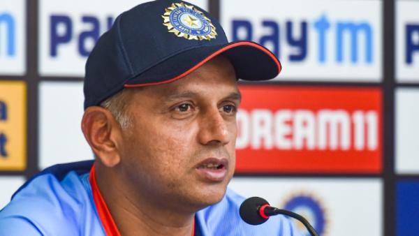 பிளேயிங் லெவனில் மாற்றம் 