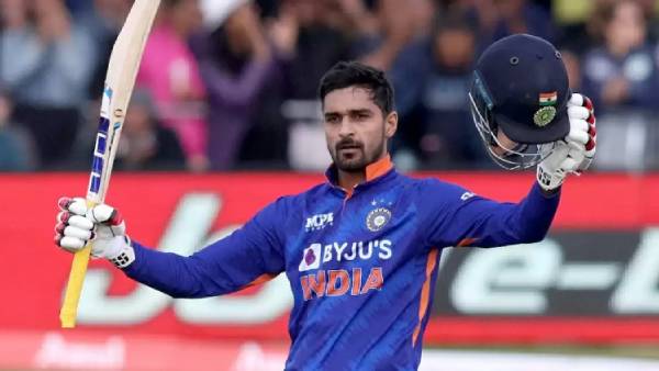 ஆல்ரவுண்டர்