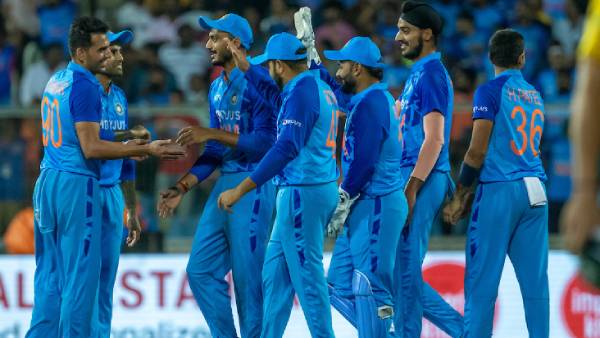 சீனியர்கள் இல்லை