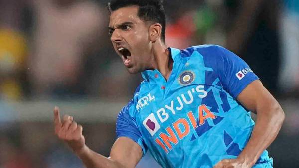 தீபக் சாஹர்