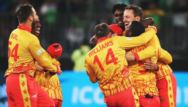 கடைசி ஓவரில் த்ரில் 