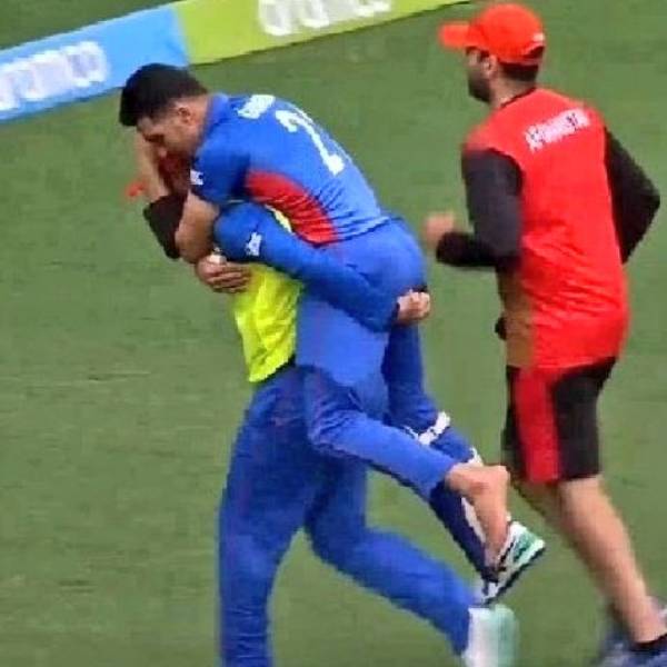 பேட்ஸ்மேன் காயம்