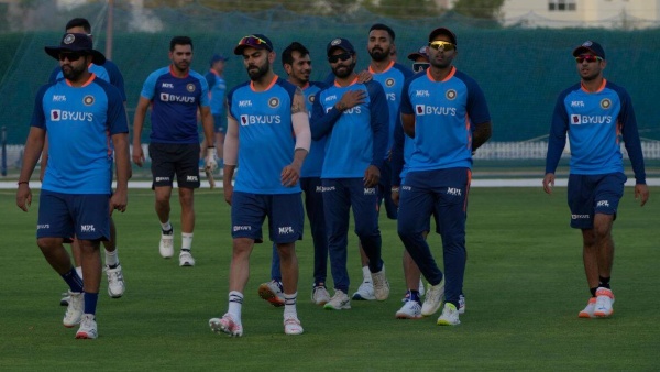 வேகப்பந்துவீச்சாளர்கள்