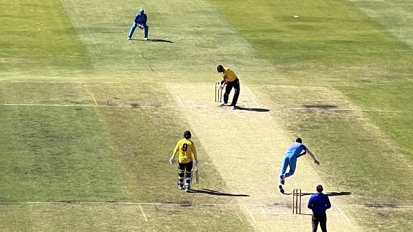 அனல் பறந்த வேகம்